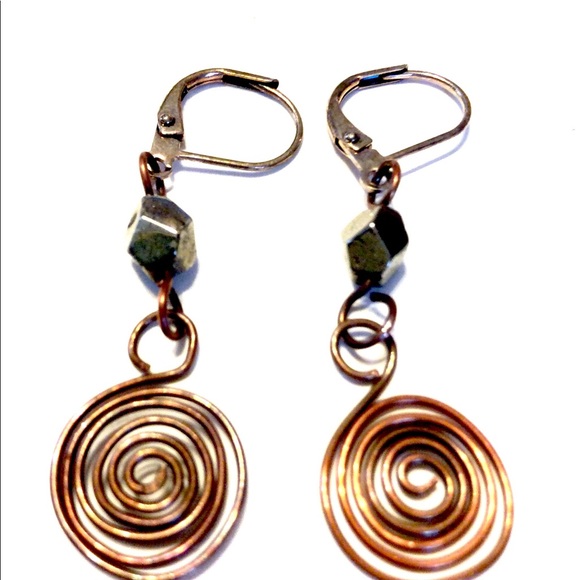 Meet your Posher, Repurposed jewelry - Picture 4 of 8